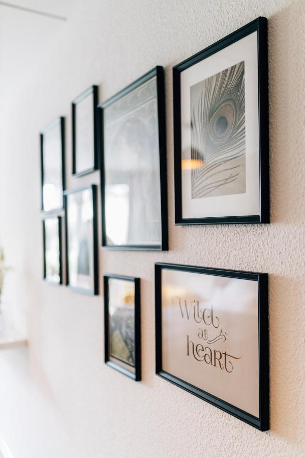 Modernes Stadt-Apartement Mitte บีเลอเฟล์ด ภายนอก รูปภาพ